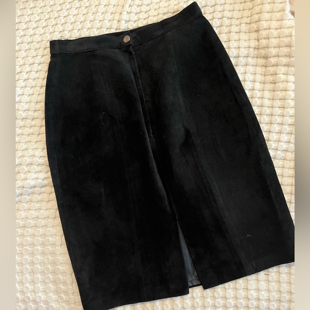 Vintage black suede pencil skirt